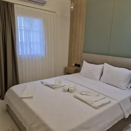 Ydora Luxury